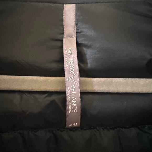 Arc'teryx Veilance Men's Down Node Jacket 16376 Cream White Size Medium - Picture 13 of 14